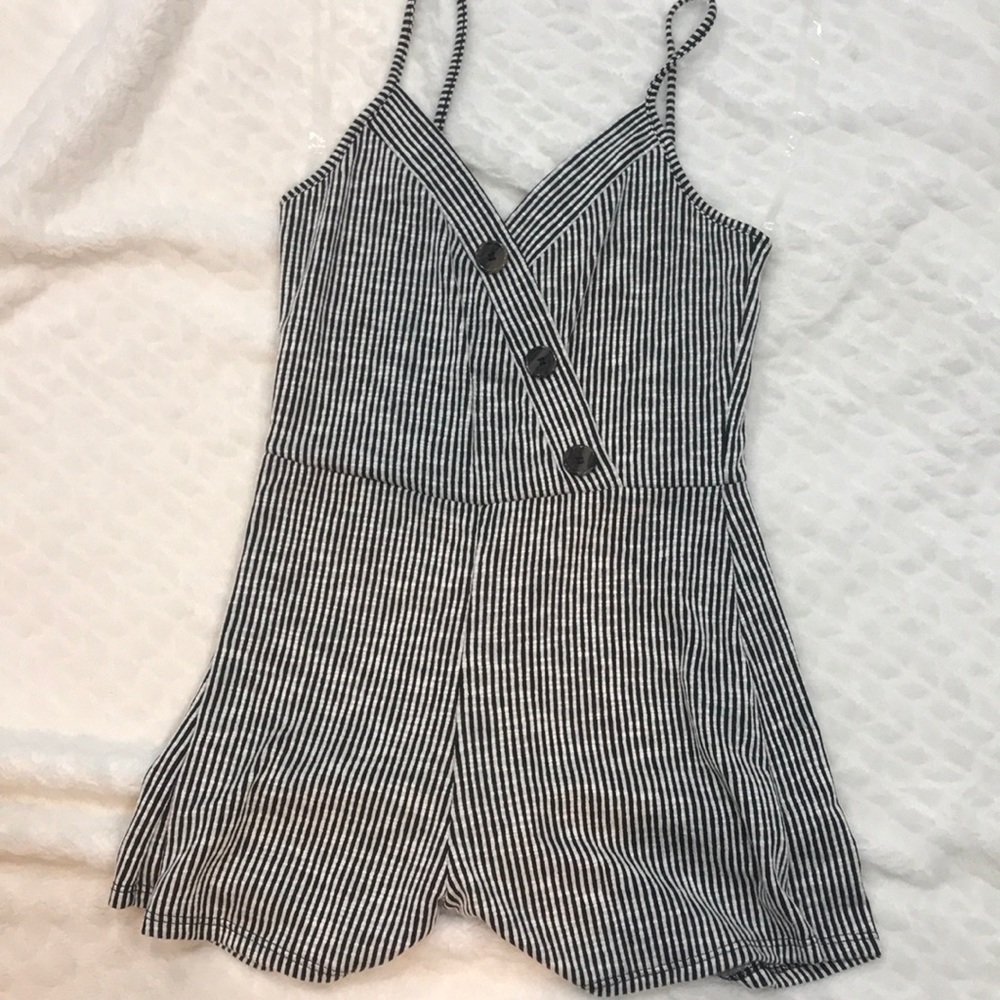 striped romper!
